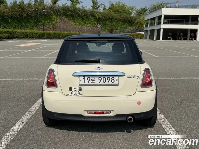 Mini Cooper 2012 2.0 автомат (гидро), миниатюра 9 Mini Cooper 2012 2.0 автомат (гидро), миниатюра 9