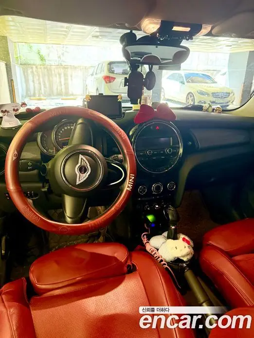 Mini Cooper 2015 1.5 автомат (гидро), миниатюра 2