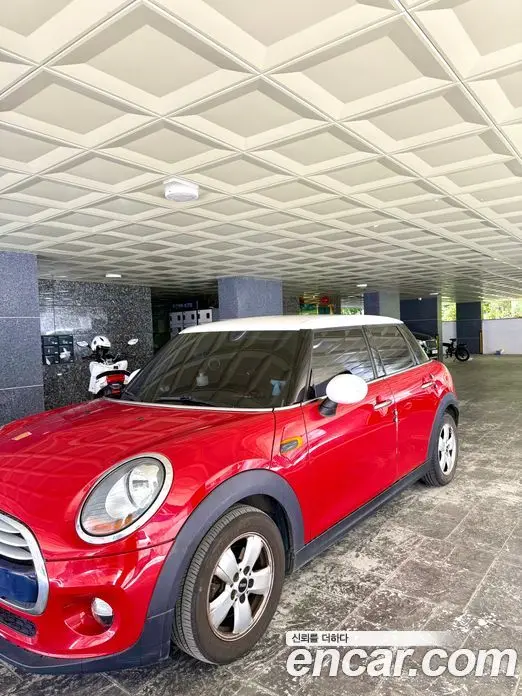 Mini Cooper 2015 1.5 автомат (гидро), фото 3