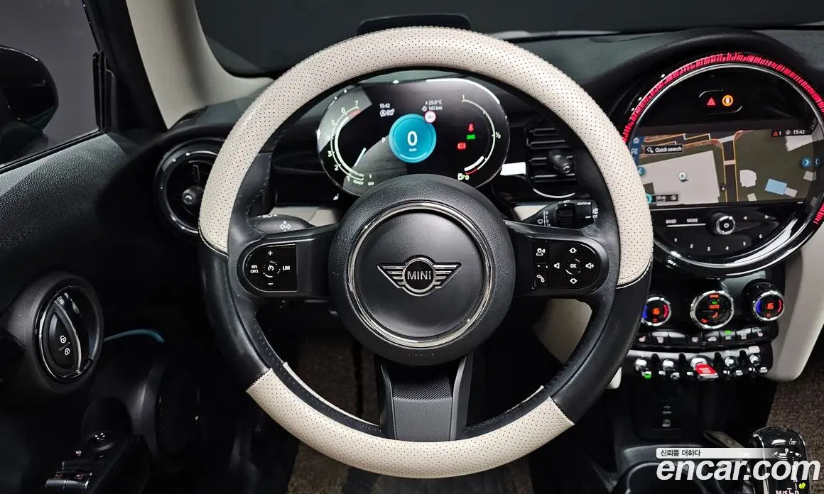 Mini Cooper 2023 2.0 автомат (гидро), фото 19 Mini Cooper 2023 2.0 автомат (гидро), фото 19