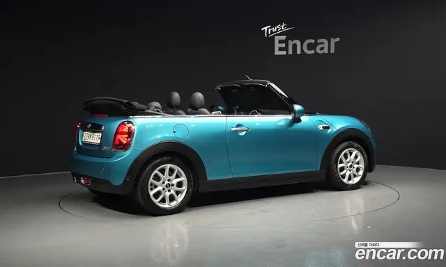 Mini Cooper Convertible 2019 1.5 автомат (гидро), миниатюра 2 Mini Cooper Convertible 2019 1.5 автомат (гидро), миниатюра 2