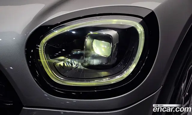 Mini Countryman 2023 2.0 автомат (гидро), миниатюра 8 Mini Countryman 2023 2.0 автомат (гидро), миниатюра 8