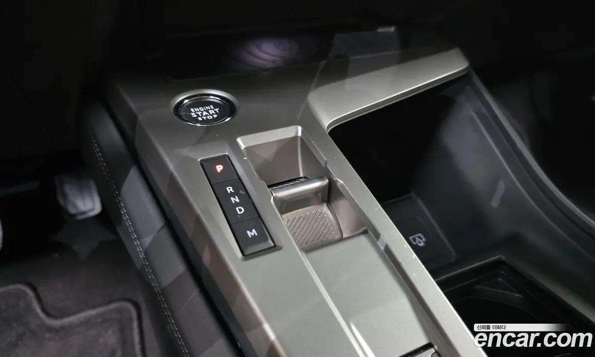 Peugeot 408 2023 1.2 автомат (гидро), фото 12