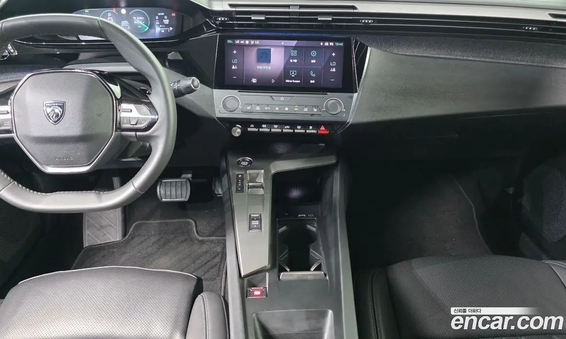 Peugeot 408 2023 1.2 автомат (гидро), фото 21