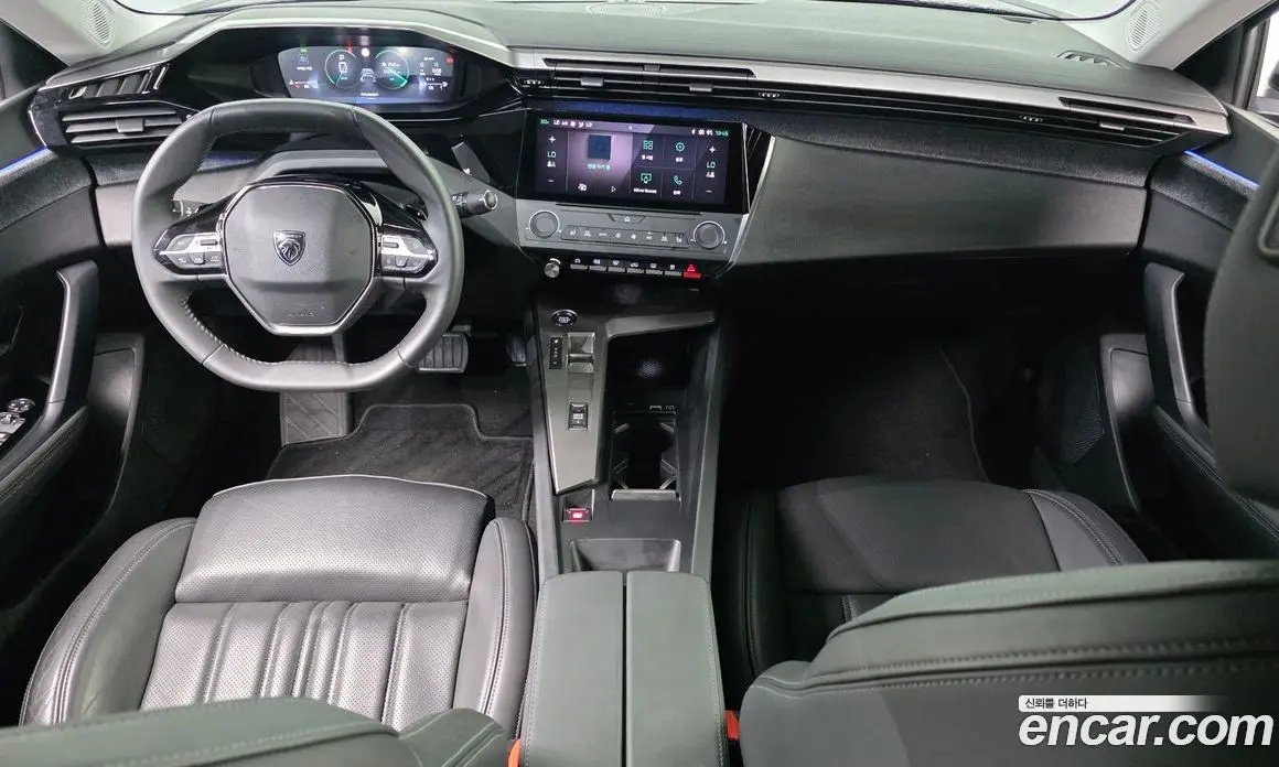 Peugeot 408 2023 1.2 автомат (гидро), фото 10