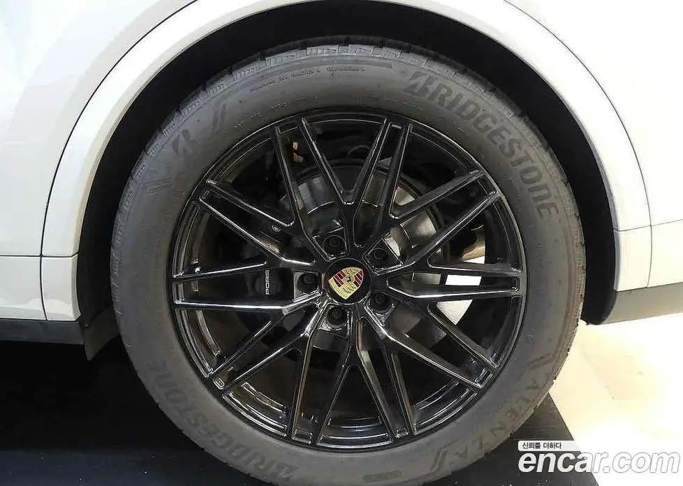 Porsche Cayenne 2024 3.0 автомат (гидро), фото 5 Porsche Cayenne 2024 3.0 автомат (гидро), фото 5