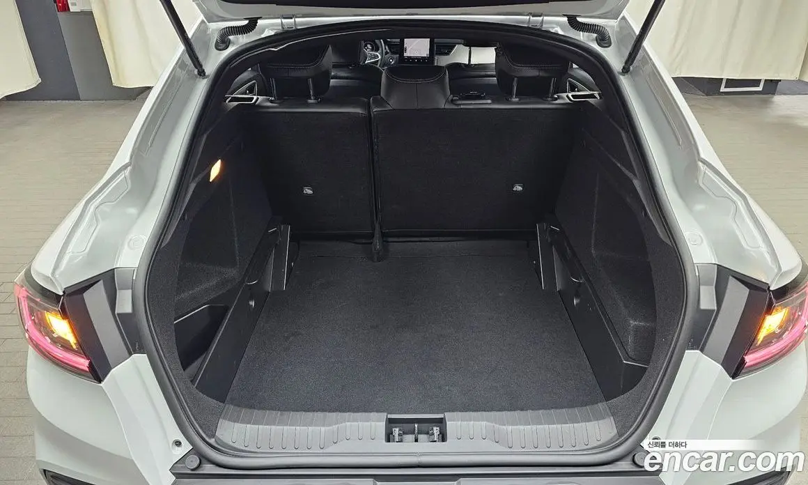 Renault (Samsung) Arkana 2025 1.6 автомат (гидро), фото 23 Renault (Samsung) Arkana 2025 1.6 автомат (гидро), фото 23