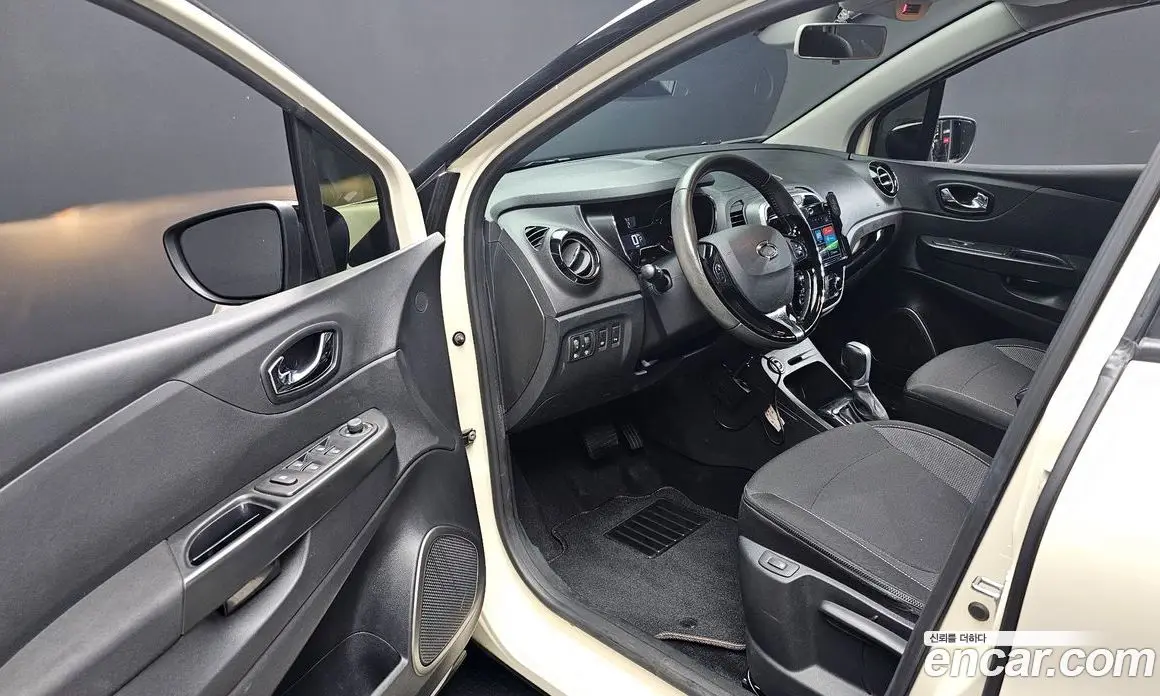 Renault (Samsung) QM3 2016 1.5 автомат (гидро), фото 10 Renault (Samsung) QM3 2016 1.5 автомат (гидро), фото 10