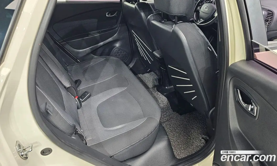 Renault (Samsung) QM3 2017 1.5 автомат (гидро), фото 17 Renault (Samsung) QM3 2017 1.5 автомат (гидро), фото 17