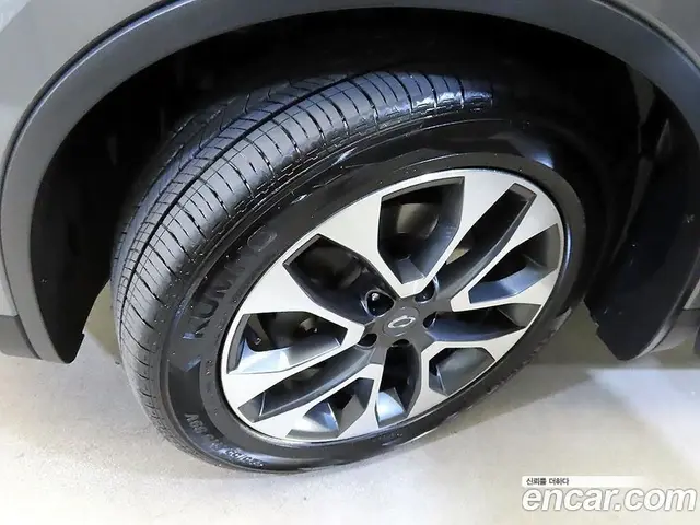 Renault (Samsung) QM6 2016 2.0 автомат (вариатор), миниатюра 9 Renault (Samsung) QM6 2016 2.0 автомат (вариатор), миниатюра 9