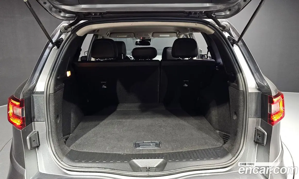 Renault (Samsung) QM6 2017 2.0 автомат (гидро), фото 20 Renault (Samsung) QM6 2017 2.0 автомат (гидро), фото 20