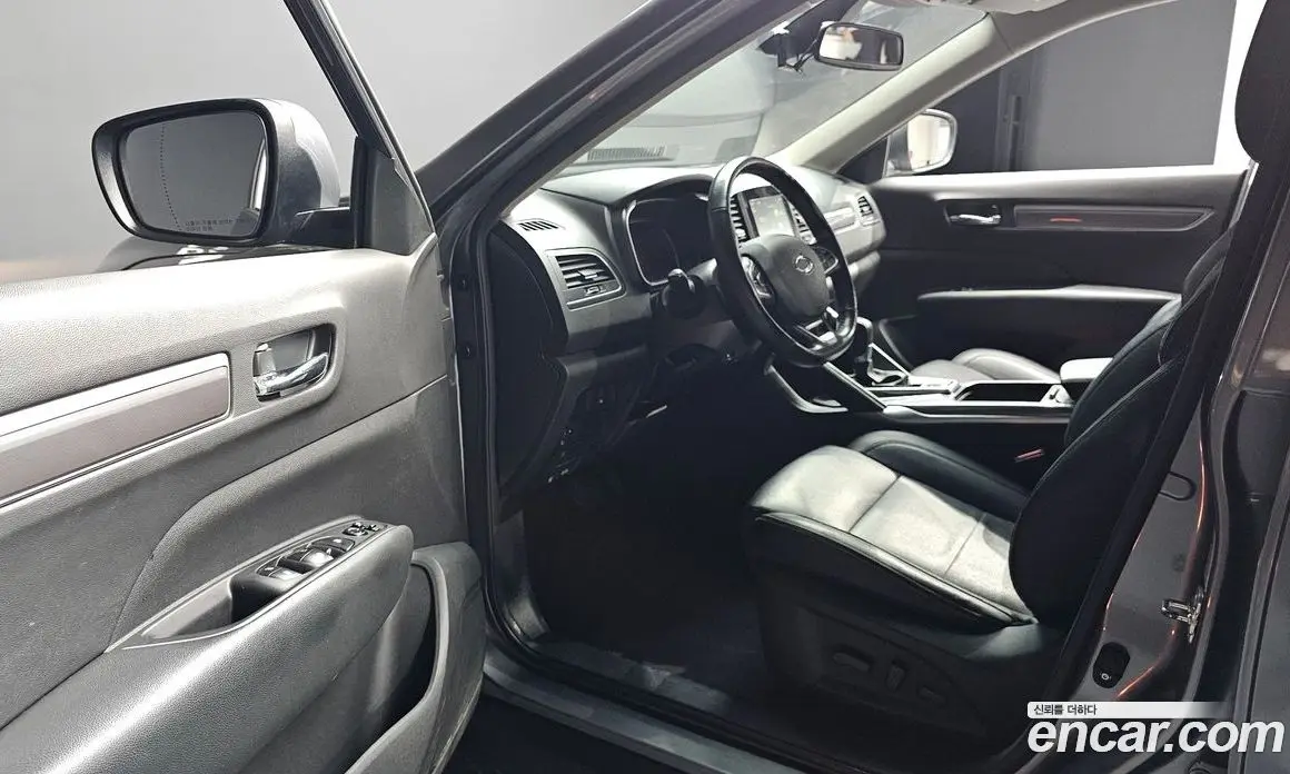 Renault (Samsung) QM6 2017 2.0 автомат (гидро), фото 10 Renault (Samsung) QM6 2017 2.0 автомат (гидро), фото 10