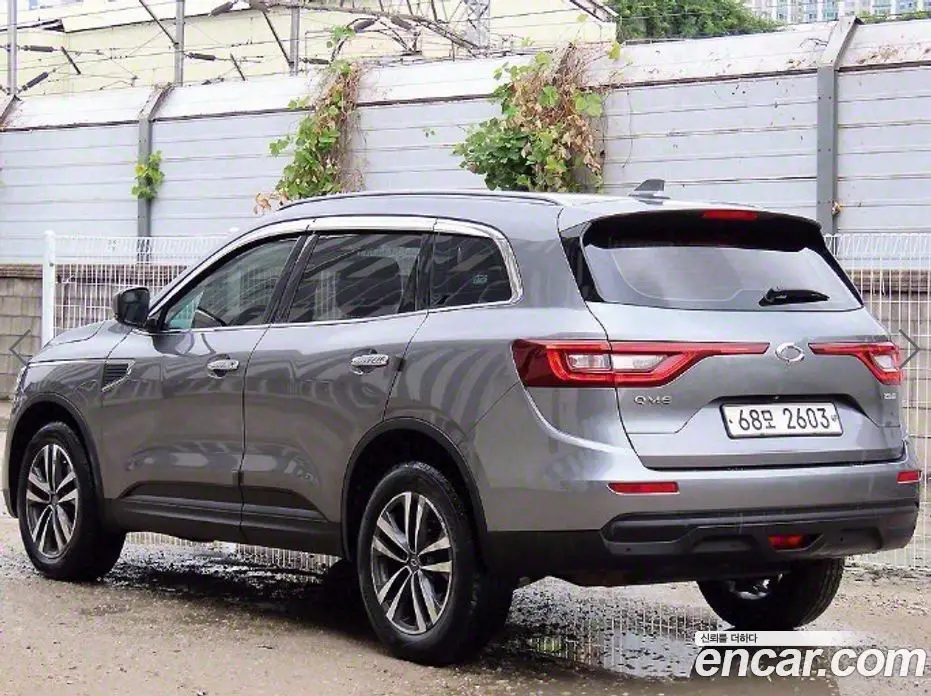 Renault (Samsung) QM6 2017 2.0 автомат (гидро), фото 3 Renault (Samsung) QM6 2017 2.0 автомат (гидро), фото 3