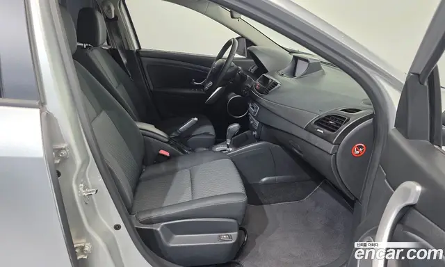 Renault (Samsung) SM3 2010 1.6 автомат (гидро), миниатюра 11