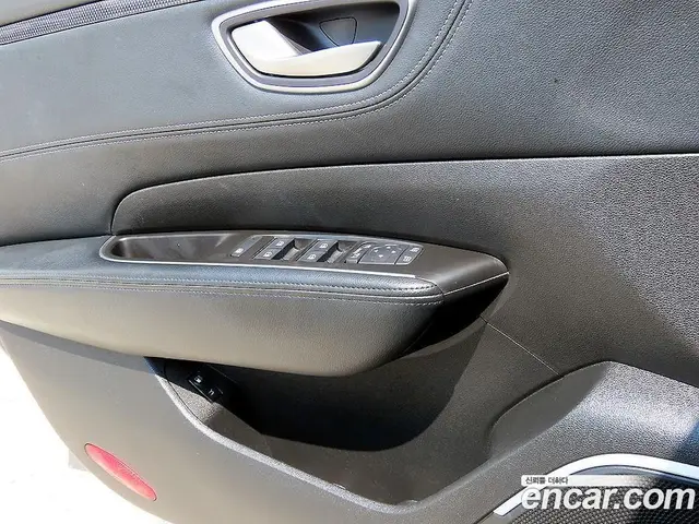 Renault (Samsung) SM6 2016 2.0 автомат (гидро), миниатюра 11