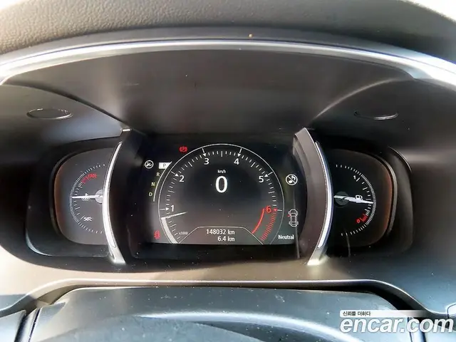 Renault (Samsung) SM6 2016 2.0 автомат (гидро), миниатюра 9