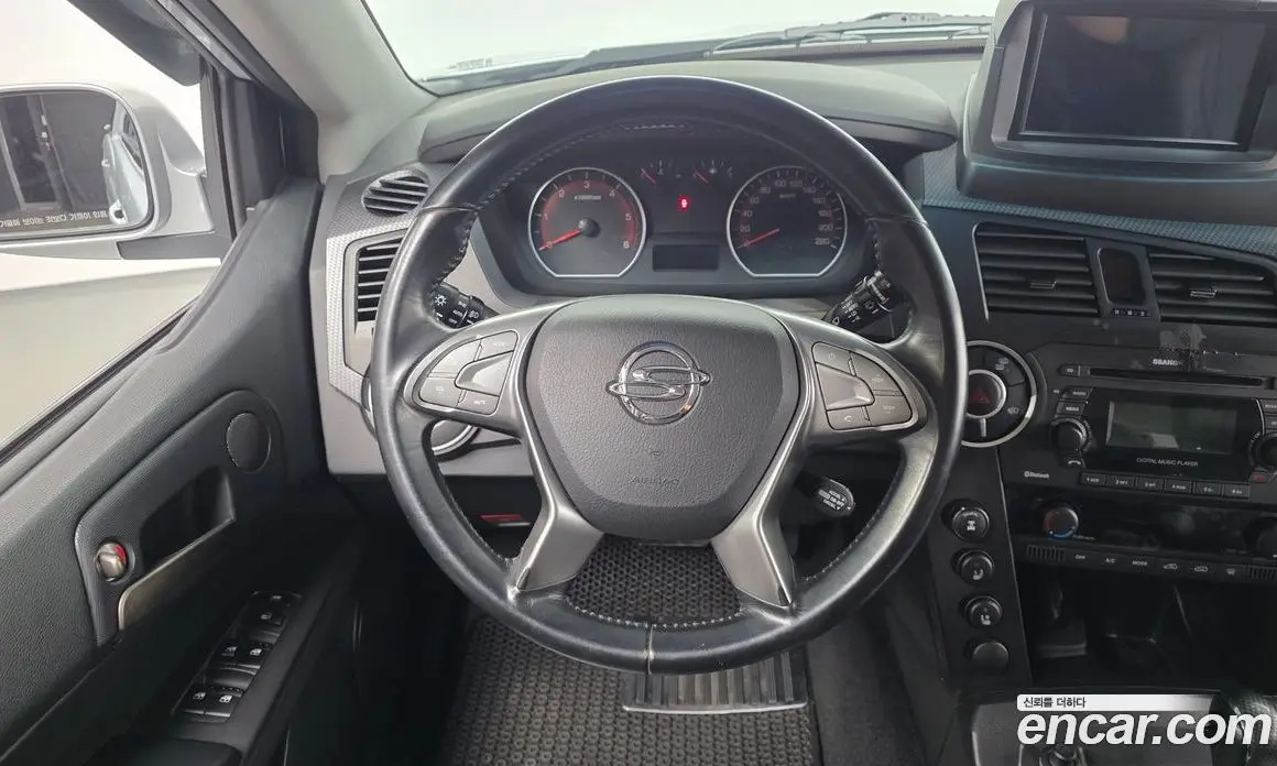 SsangYong Korando 2015 2.0 автомат (гидро), фото 13 SsangYong Korando 2015 2.0 автомат (гидро), фото 13