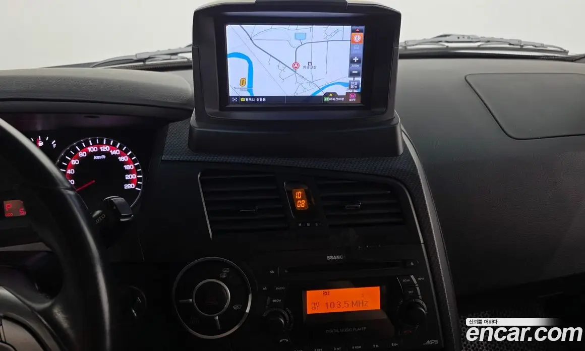 SsangYong Korando 2015 2.0 автомат (гидро), фото 14 SsangYong Korando 2015 2.0 автомат (гидро), фото 14