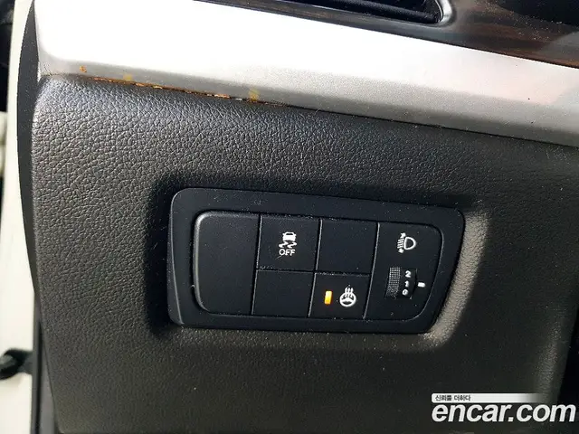SsangYong Korando 2015 2.0 автомат (гидро), миниатюра 12