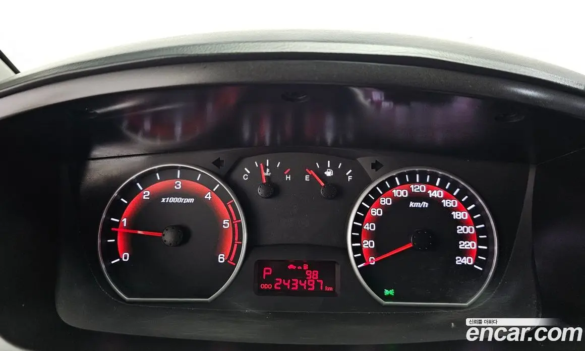 SsangYong Korando 2017 2.2 автомат (гидро), фото 8