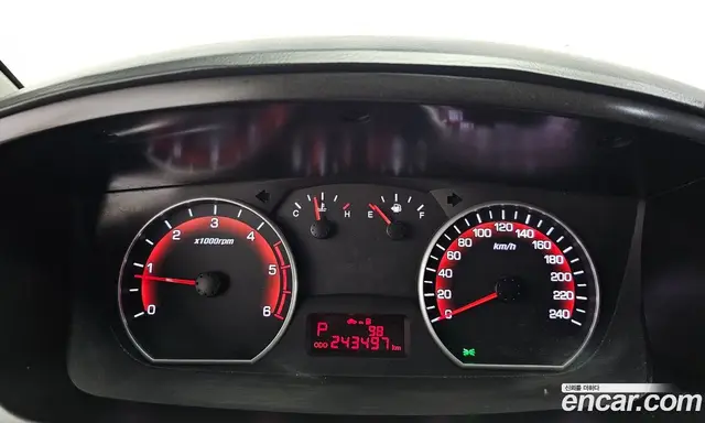SsangYong Korando 2017 2.2 автомат (гидро), миниатюра 8