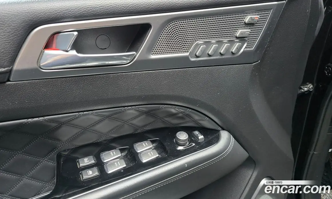 SsangYong Rexton 2018 2.2 автомат (гидро), фото 16 SsangYong Rexton 2018 2.2 автомат (гидро), фото 16