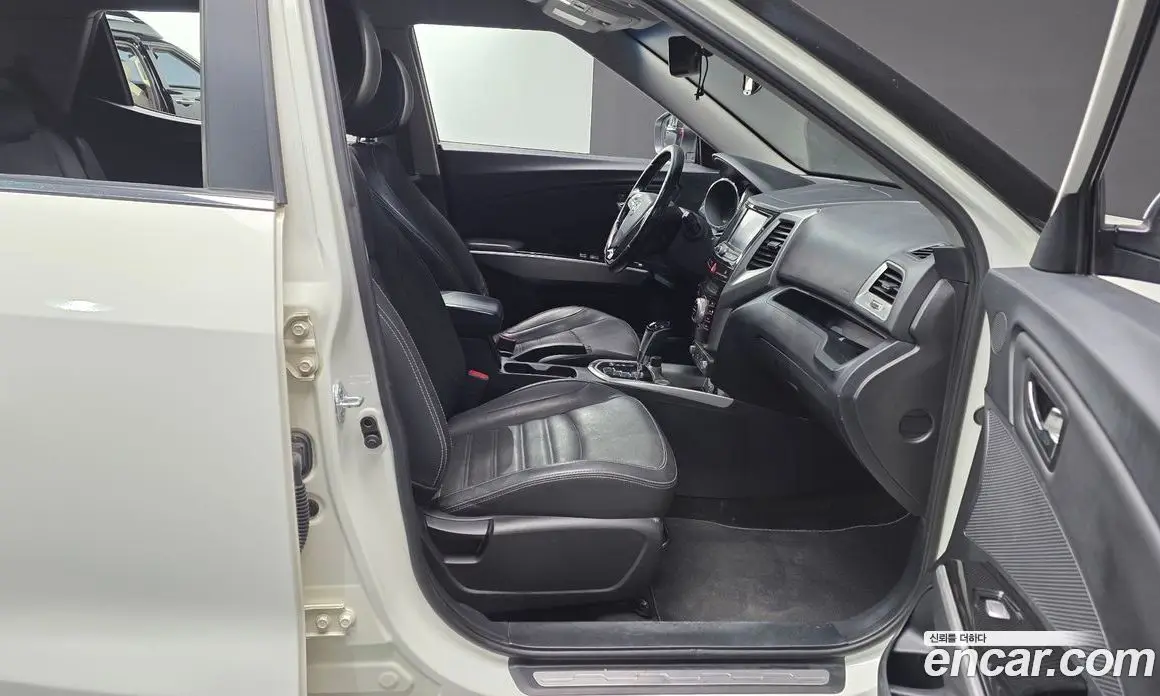 SsangYong TIBOLI 2015 1.6 автомат (гидро), фото 11 SsangYong TIBOLI 2015 1.6 автомат (гидро), фото 11