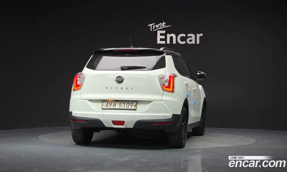 SsangYong TIBOLI 2015 1.6 автомат (гидро), фото 4 SsangYong TIBOLI 2015 1.6 автомат (гидро), фото 4