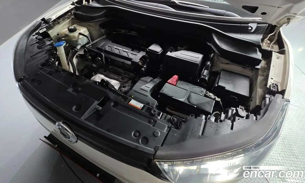 SsangYong TIBOLI 2015 1.6 автомат (гидро), фото 6 SsangYong TIBOLI 2015 1.6 автомат (гидро), фото 6