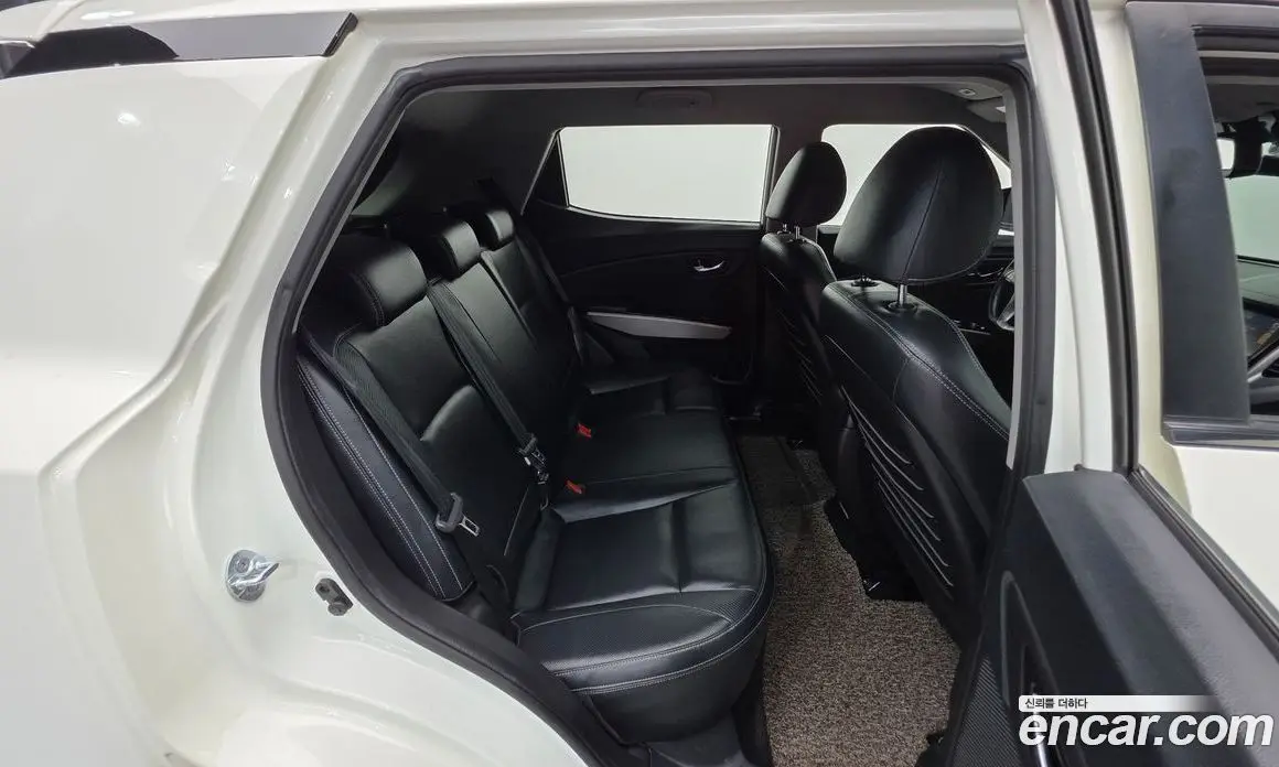 SsangYong TIBOLI 2016 1.6 автомат (гидро), фото 24 SsangYong TIBOLI 2016 1.6 автомат (гидро), фото 24
