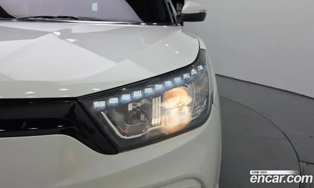 SsangYong TIBOLI 2016 1.6 автомат (гидро), миниатюра 8 SsangYong TIBOLI 2016 1.6 автомат (гидро), миниатюра 8