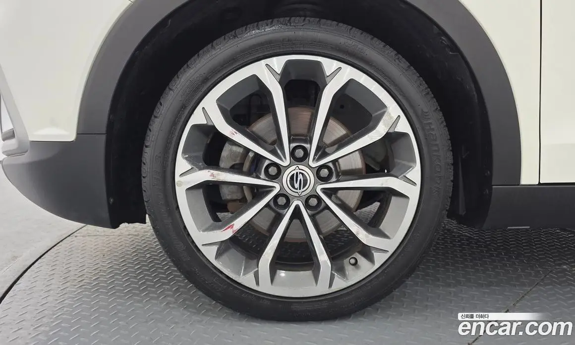 SsangYong TIBOLI 2016 1.6 автомат (гидро), фото 5 SsangYong TIBOLI 2016 1.6 автомат (гидро), фото 5