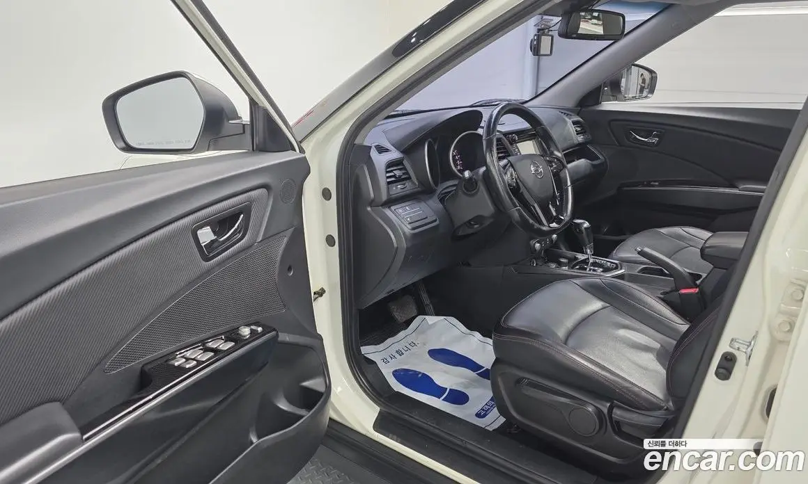 SsangYong TIBOLI 2016 1.6 автомат (гидро), фото 10 SsangYong TIBOLI 2016 1.6 автомат (гидро), фото 10