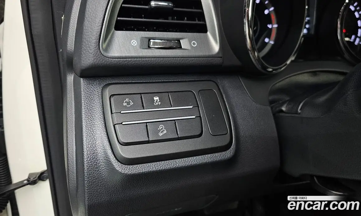 SsangYong TIBOLI 2019 1.6 автомат (гидро), фото 20
