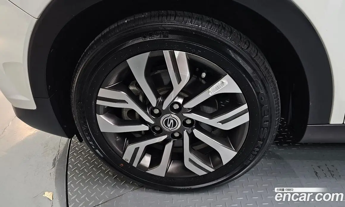 SsangYong TIBOLI 2019 1.6 автомат (гидро), фото 5