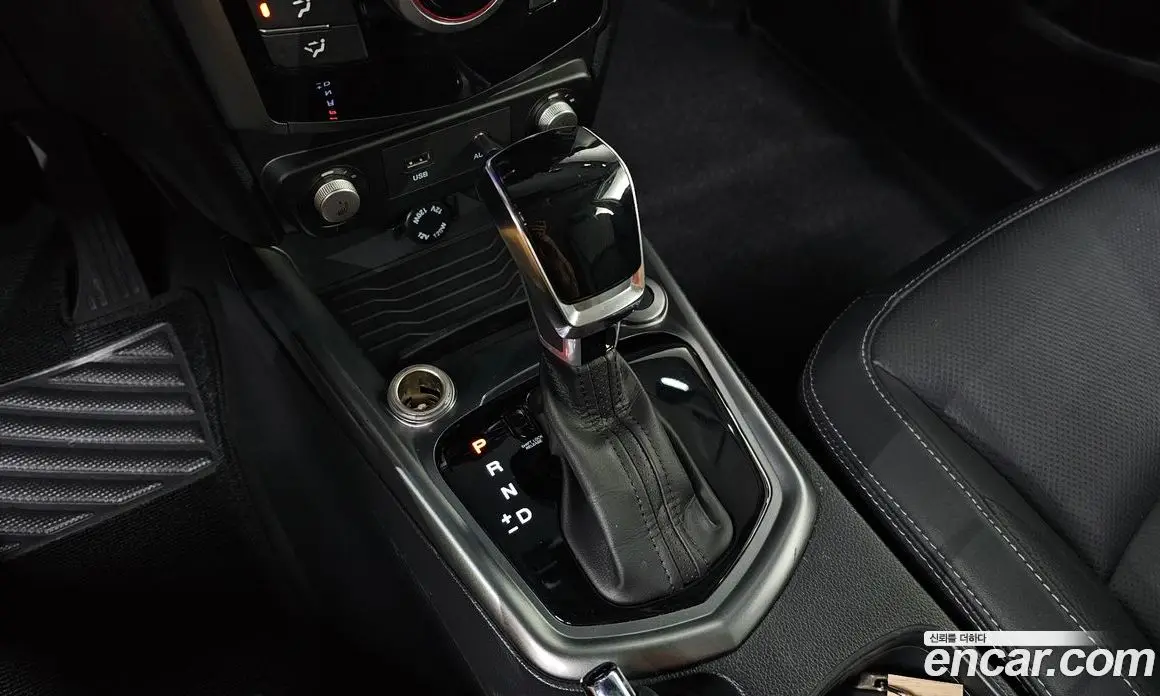 SsangYong TIBOLI 2019 1.6 автомат (гидро), фото 9