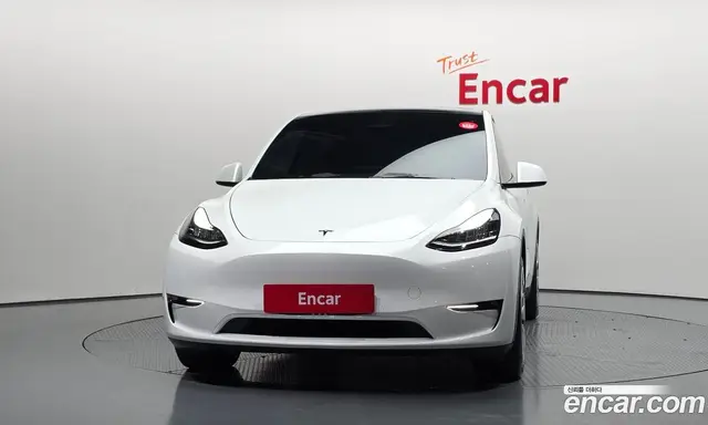 Tesla Model Y 2022 0.2 автомат (гидро), миниатюра 3