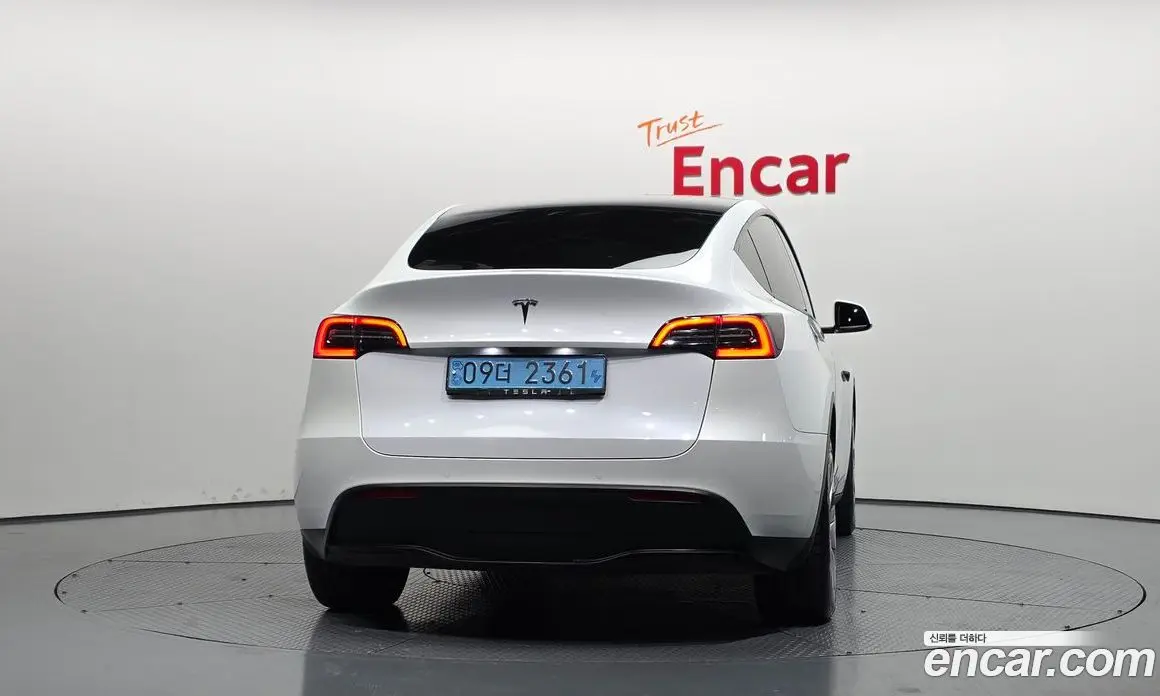 Tesla Model Y 2022 0.2 автомат (гидро), фото 4