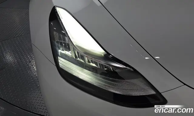 Tesla Model Y 2022 0.2 автомат (гидро), миниатюра 8