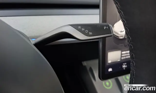 Tesla Model Y 2024 0.2 автомат (гидро), миниатюра 12