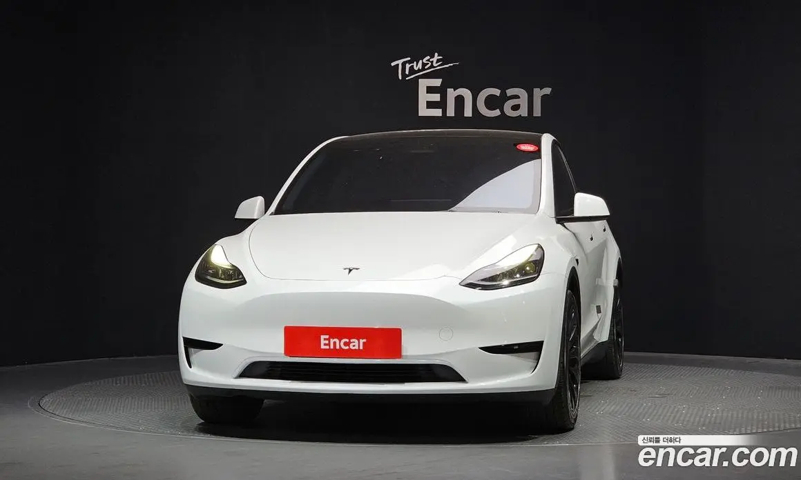 Tesla Model Y 2024 0.2 автомат (гидро), фото 3 Tesla Model Y 2024 0.2 автомат (гидро), фото 3