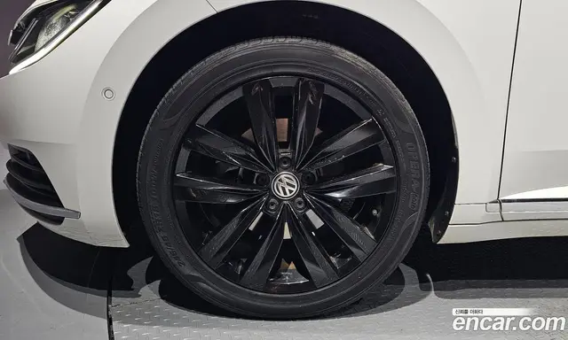 Volkswagen Arteon 2019 2.0 автомат (гидро), миниатюра 5 Volkswagen Arteon 2019 2.0 автомат (гидро), миниатюра 5