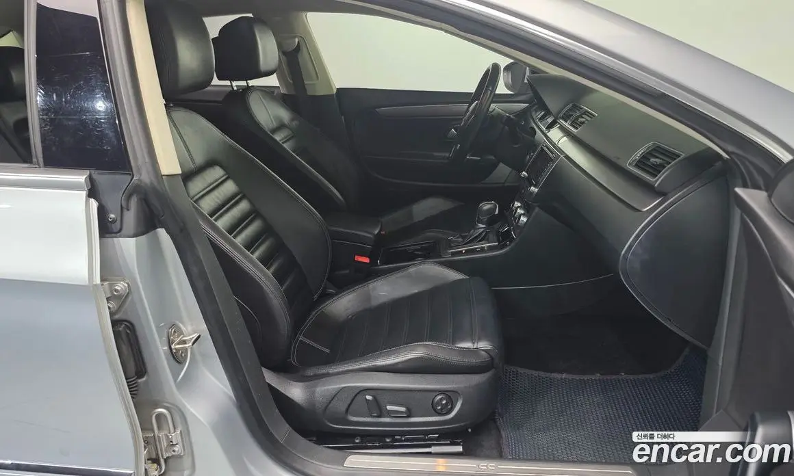 Volkswagen CC 2015 2.0 автомат (гидро), фото 11 Volkswagen CC 2015 2.0 автомат (гидро), фото 11