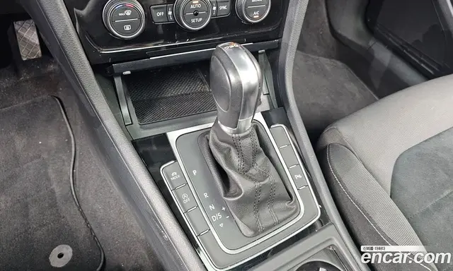 Volkswagen Golf 2014 1.4 автомат (гидро), миниатюра 9 Volkswagen Golf 2014 1.4 автомат (гидро), миниатюра 9