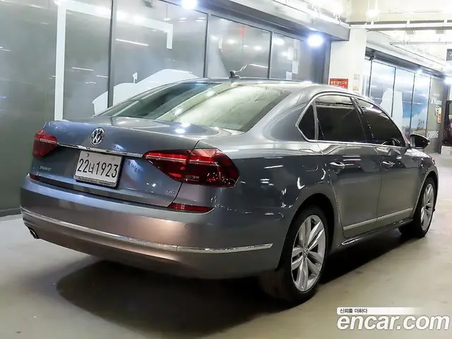Volkswagen Passat 2018 2.0 автомат (гидро), миниатюра 4 Volkswagen Passat 2018 2.0 автомат (гидро), миниатюра 4