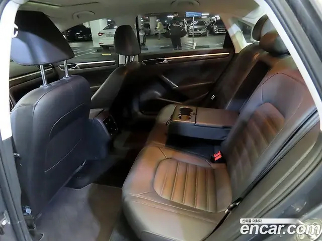 Volkswagen Passat 2018 2.0 автомат (гидро), миниатюра 7 Volkswagen Passat 2018 2.0 автомат (гидро), миниатюра 7