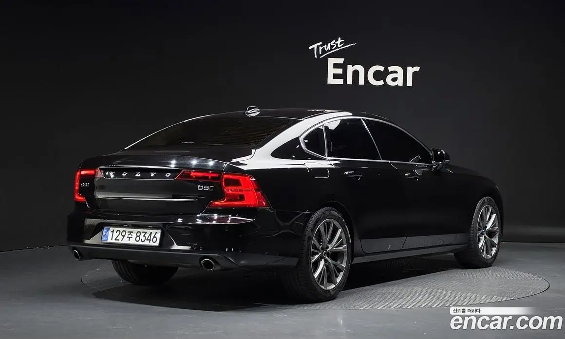 Volvo S90 2017 2.0 автомат (гидро), фото 2 Volvo S90 2017 2.0 автомат (гидро), фото 2