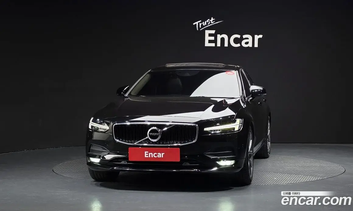Volvo S90 2017 2.0 автомат (гидро), фото 3 Volvo S90 2017 2.0 автомат (гидро), фото 3