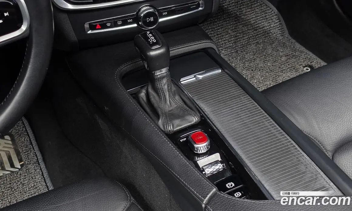 Volvo S90 2017 2.0 автомат (гидро), фото 9 Volvo S90 2017 2.0 автомат (гидро), фото 9