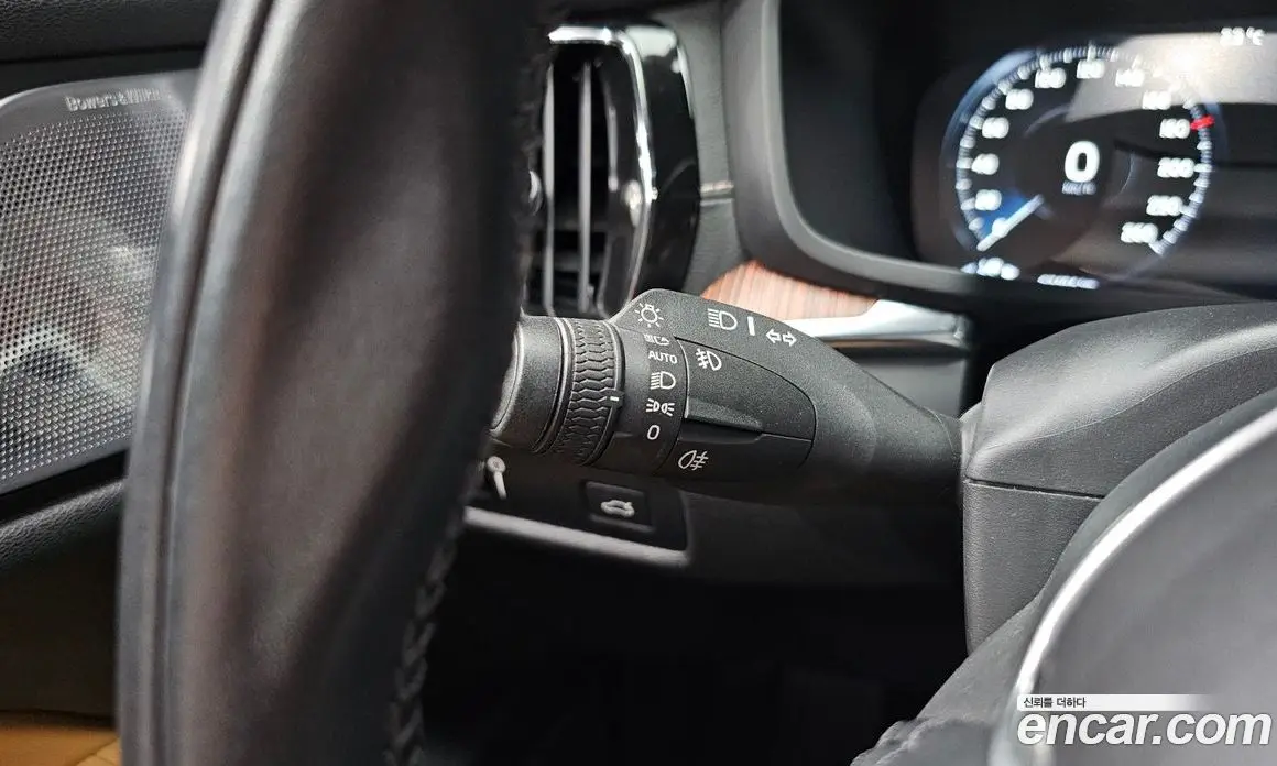 Volvo V60 2021 2.0 автомат (гидро), фото 28 Volvo V60 2021 2.0 автомат (гидро), фото 28